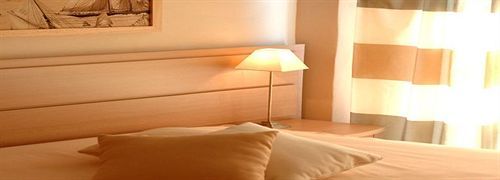 Stella Marina Aparthotel 3*