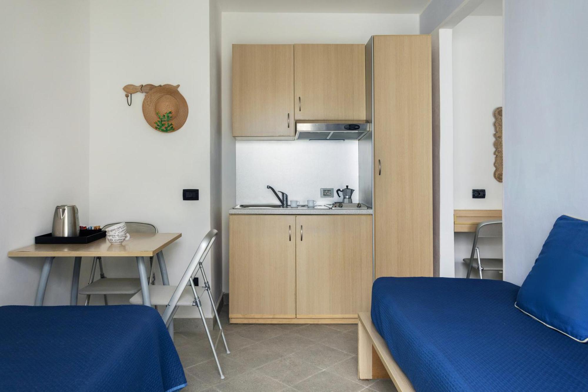 Stella Marina Aparthotel 3*