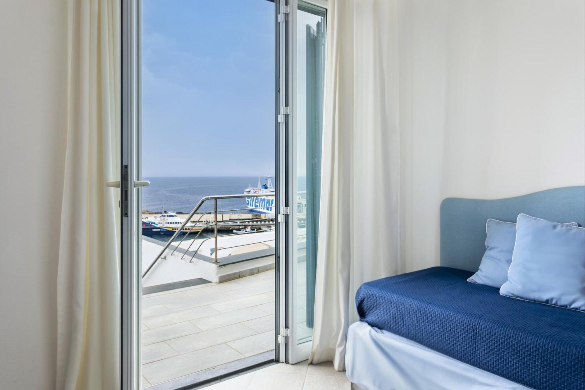 Stella Marina Aparthotel 3*